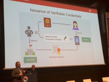 Asistimos al congreso mundial de blockchain en Málaga